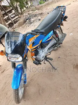 Bajaj Boxer 125 2025 Blue