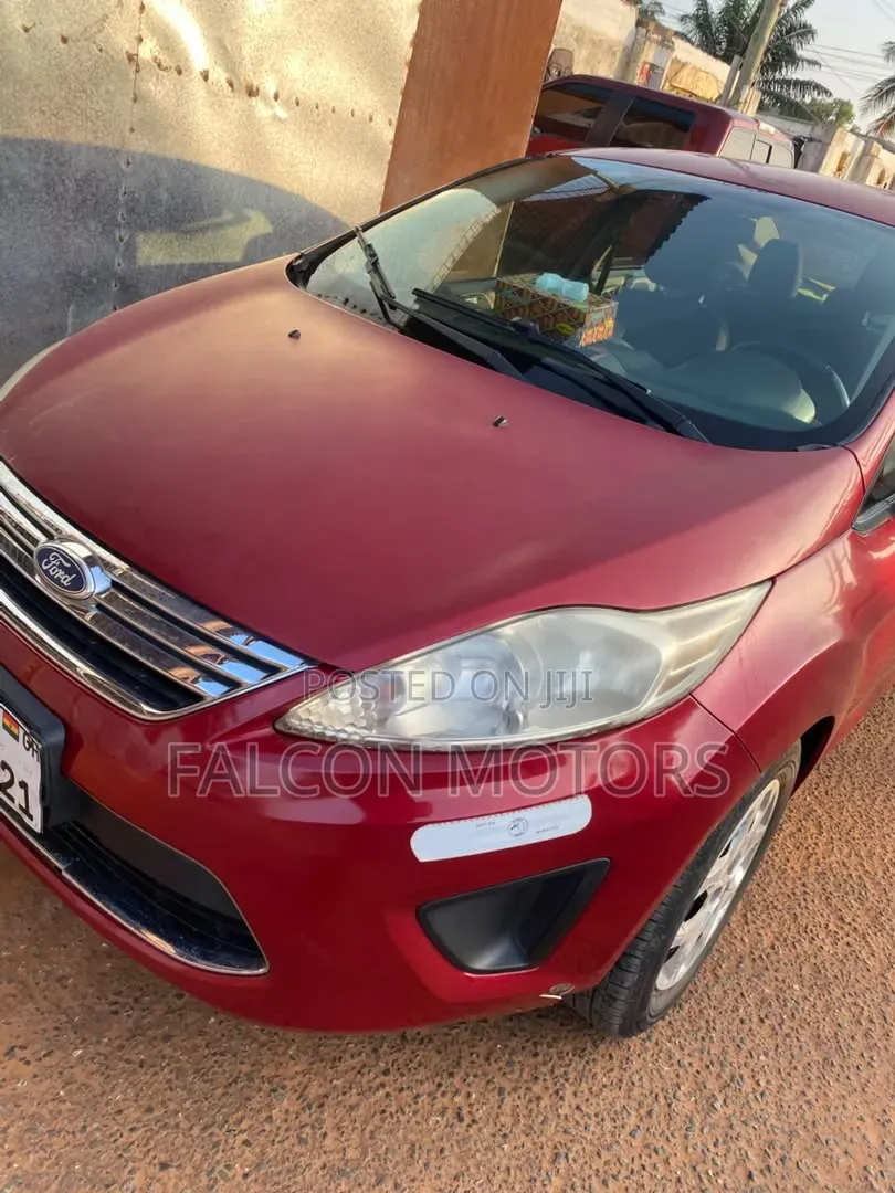 Ford Fiesta 2013 Red