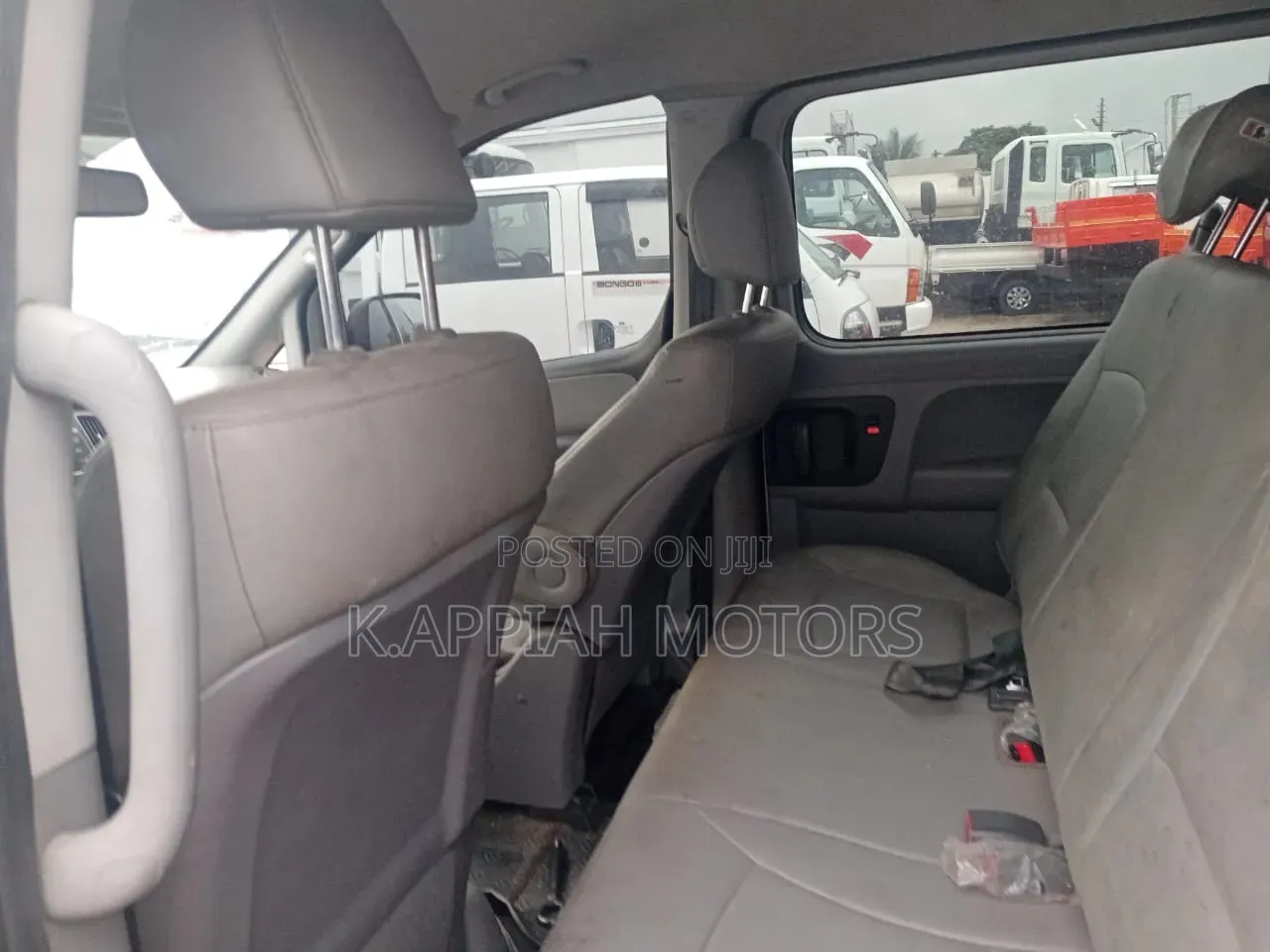 Hyundai H200 2021 Gray