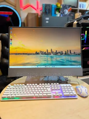 Desktop Computer HP 16GB Intel Core i7 SSD 512GB