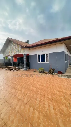 4bdrm House in Pokuase Afiaman for rent