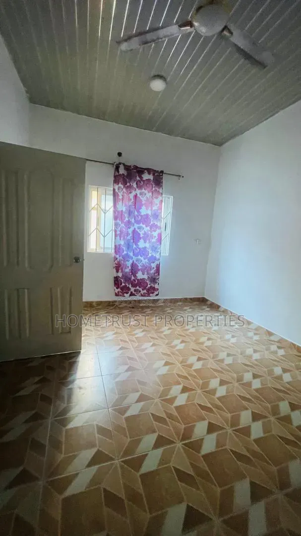 4bdrm House in Pokuase Afiaman for rent