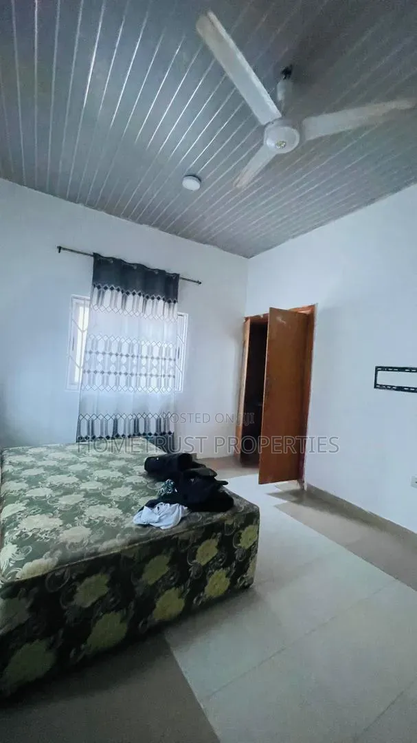 4bdrm House in Pokuase Afiaman for rent