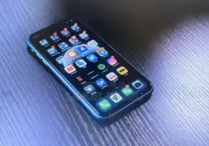 Apple iPhone XR 64 GB Black