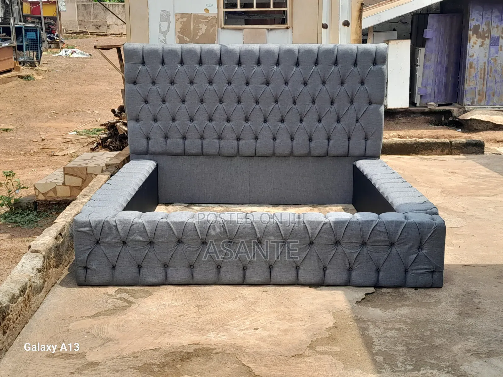 Queen Size Sleigh Bed
