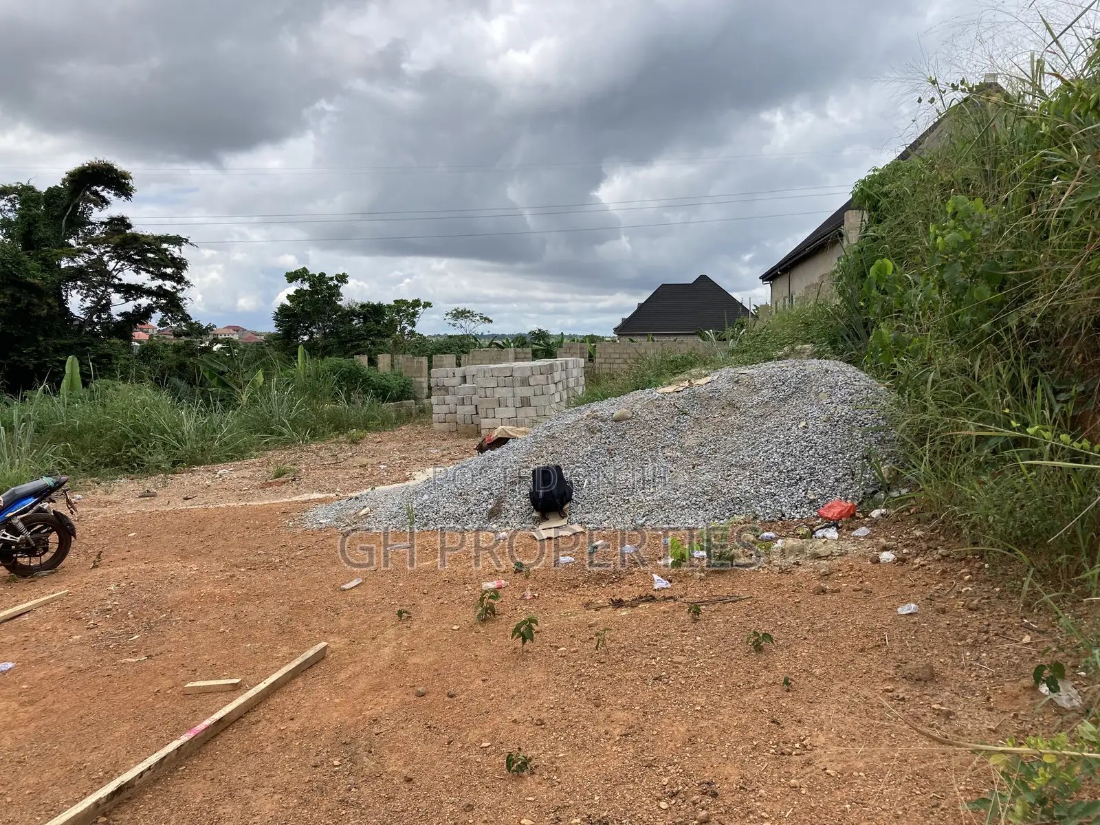 Half Plot for Sale at Sokoban Duropem.