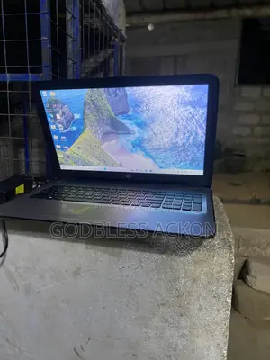 Laptop HP 15 8GB AMD Ryzen 5 HDD 500GB
