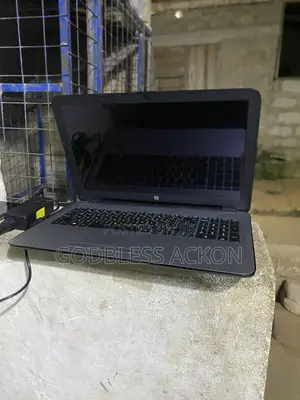 Laptop HP 15 8GB AMD Ryzen 5 HDD 500GB