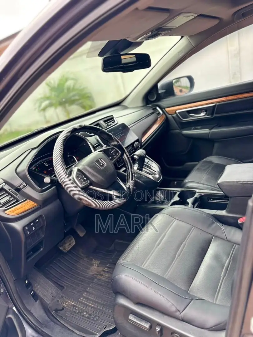 Honda CR-V Touring AWD 2018 Gray