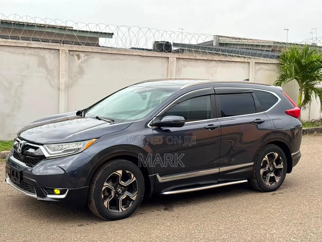 Honda CR-V Touring AWD 2018 Gray