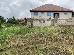 Half Plot for Sale at Sokoban Ampaame Hills .