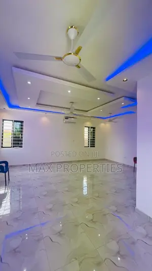 3bdrm House in Ablekuma for sale