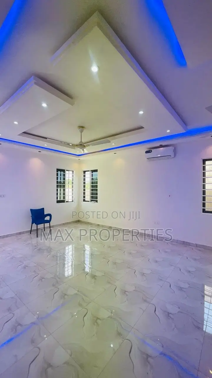 3bdrm House in Ablekuma for sale