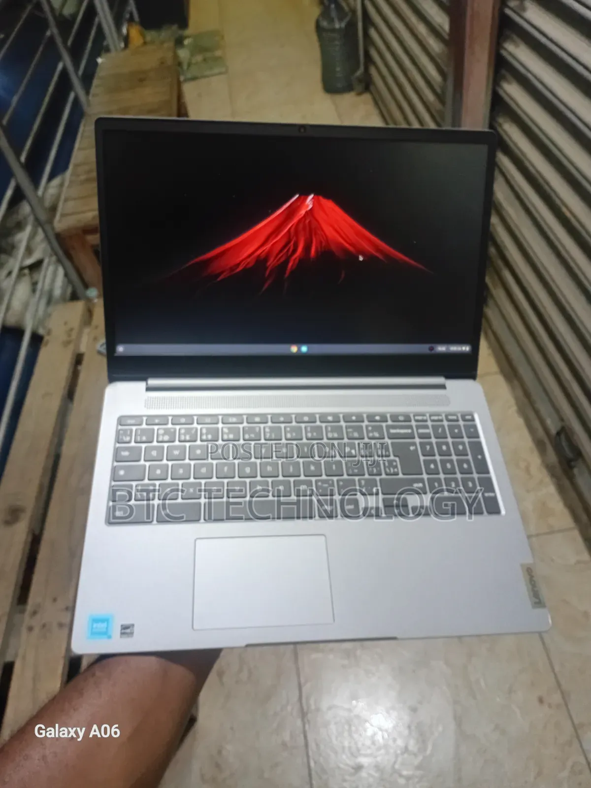 Laptop Lenovo Ideapad 3-14IIL05 4GB Intel Celeron SSD 72GB