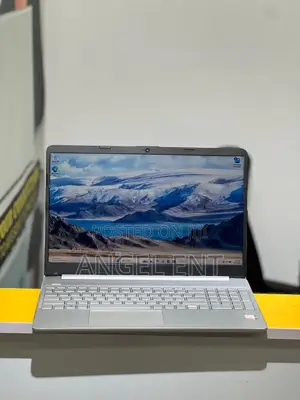 Laptop HP 15-dy1031wm 8GB Intel Core i7 SSD 256GB
