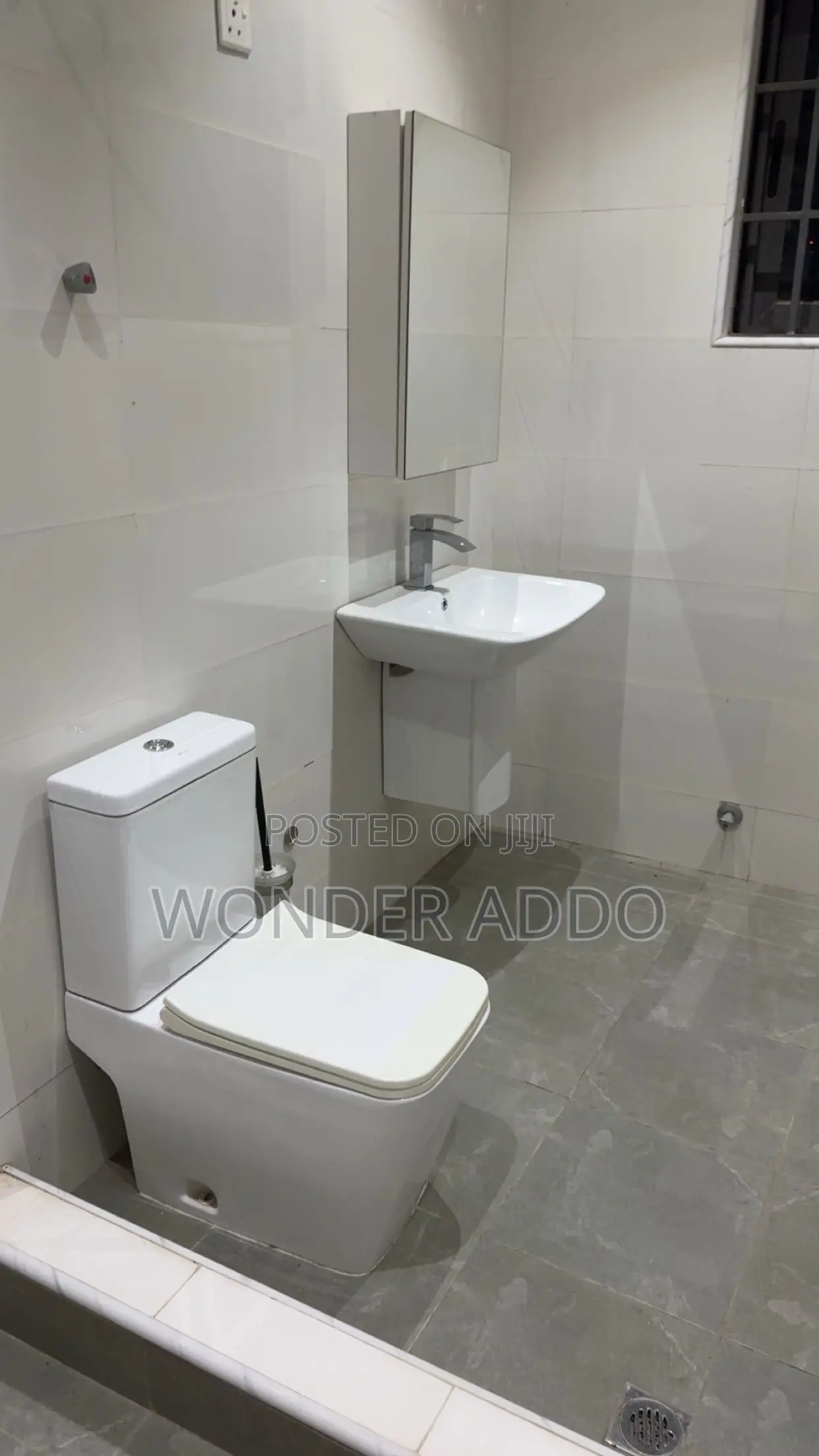 Furnished 8bdrm House in Asamoah Property, Tetegu for sale