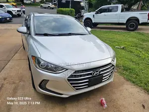 Hyundai Elantra 2018 Gray