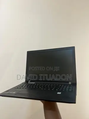 Laptop Lenovo V510 8GB Intel HDD+SSD 640GB