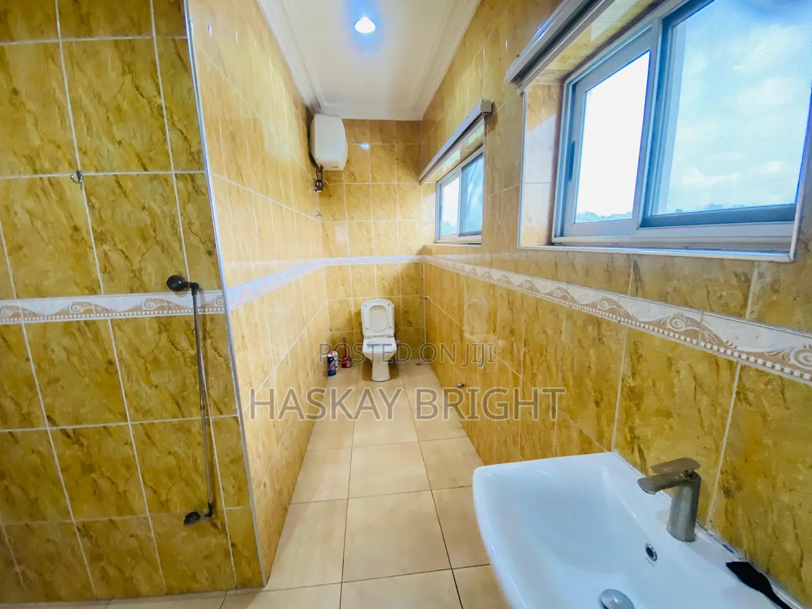Furnished 3bdrm Townhouse / Terrace in Roman Ridge for rent