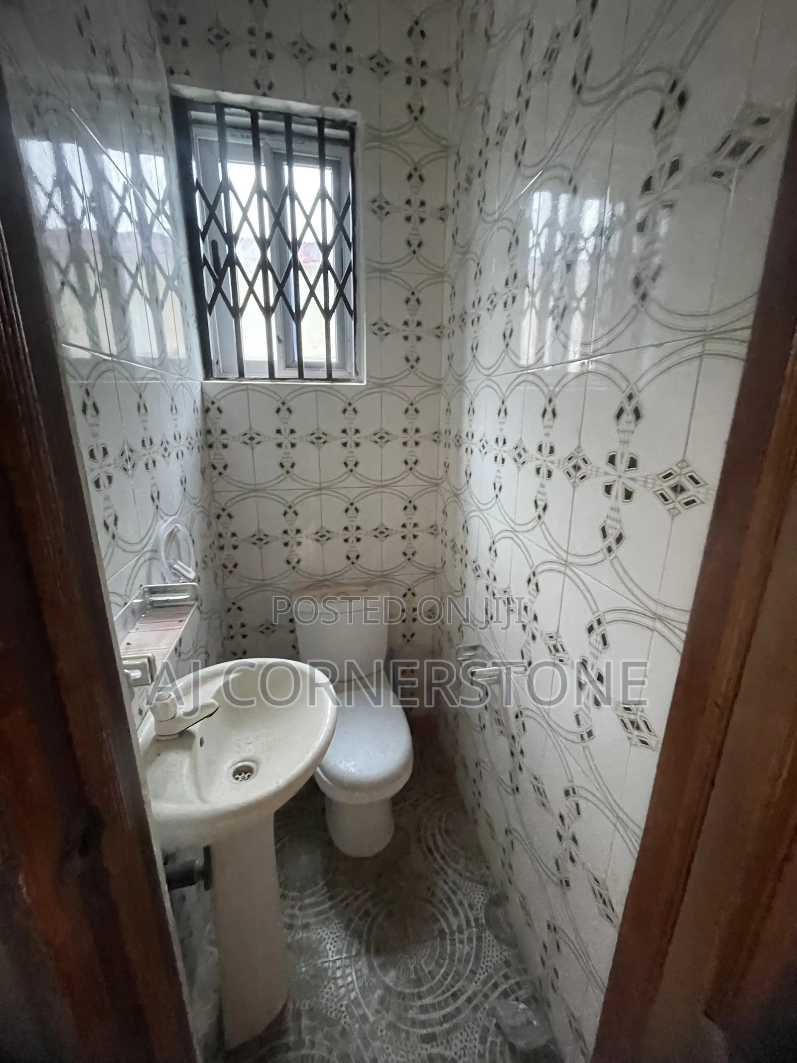 3bdrm Apartment in Amasaman for rent