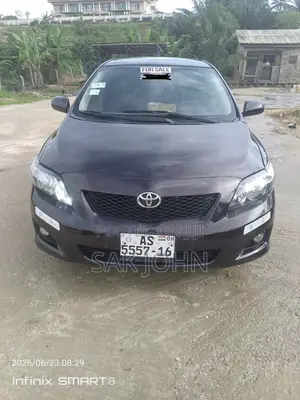 Toyota Corolla LE 4dr Sedan (1.8L 4cyl 4A) 2010 Matt Black