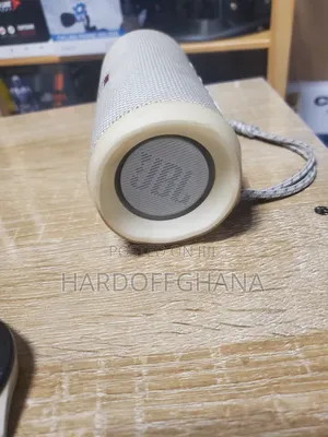 JBL Flip 4
