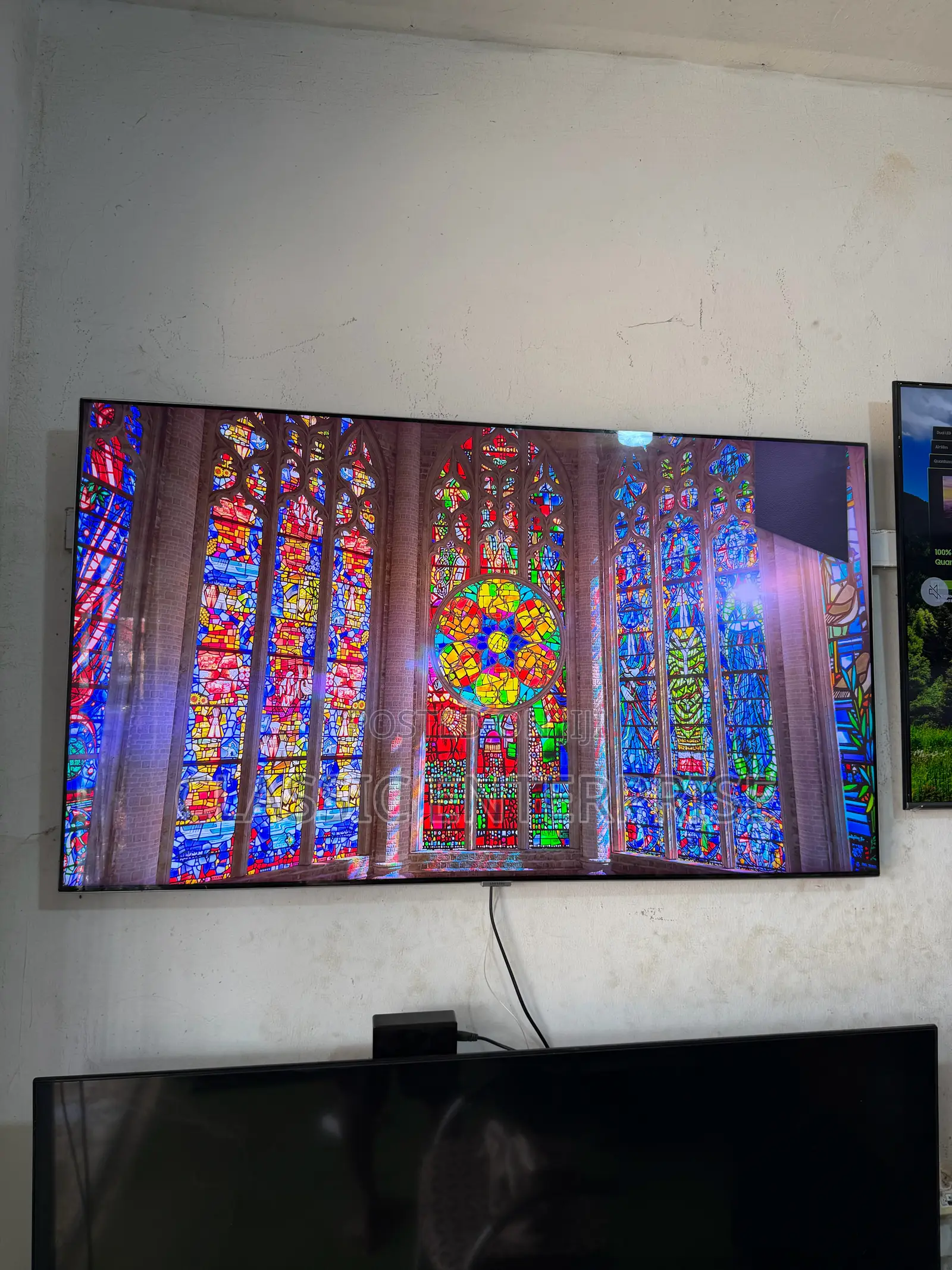 Samsung 55 Inches Qled Q7 Sedies Smart Premium Qled Satellite Digital
