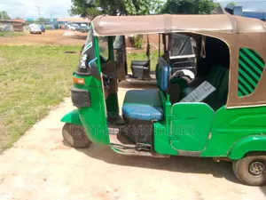 Bajaj RE 2024 Green