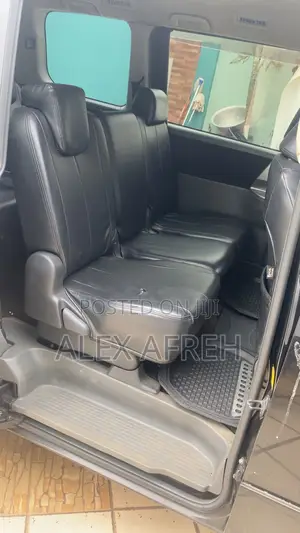 Toyota Voxy Trans-X 4WD 5-Seater 2011 Black