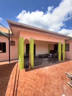 3bdrm House in Billionaire Estate, Melcom for rent