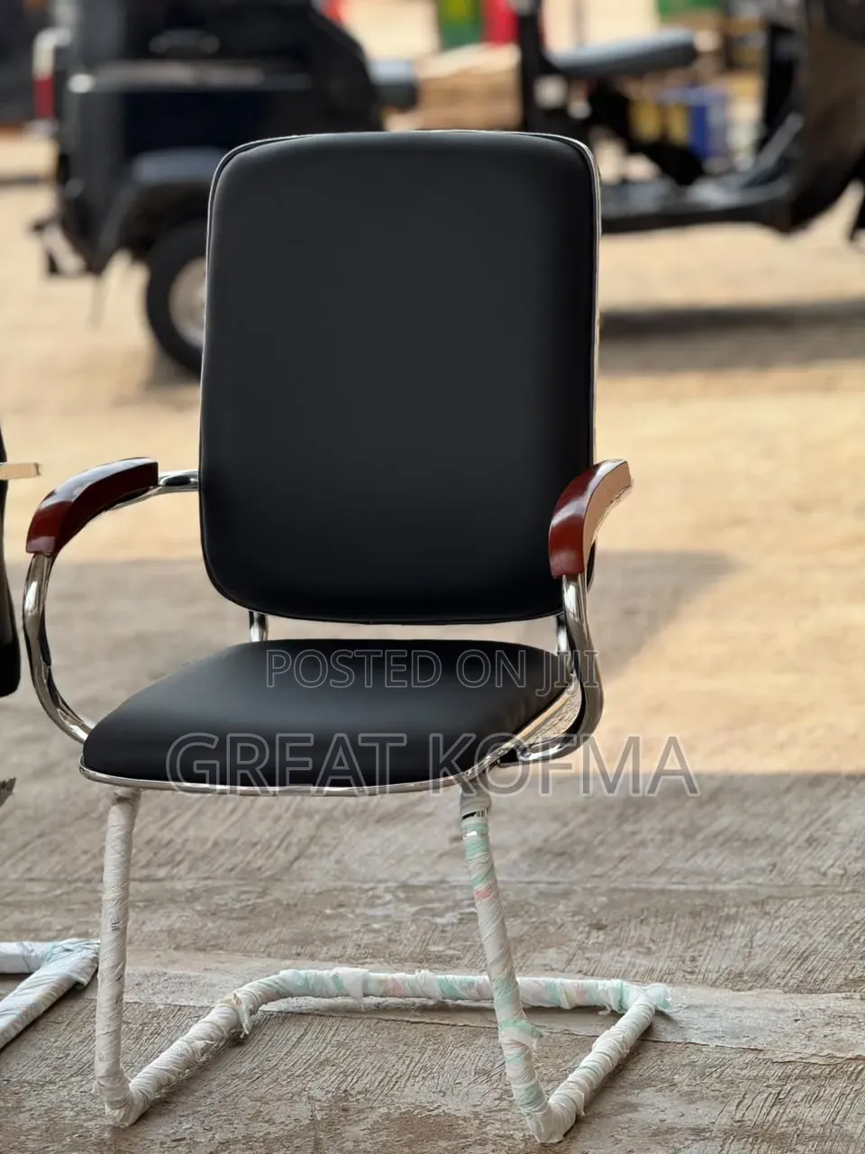Chairs Office