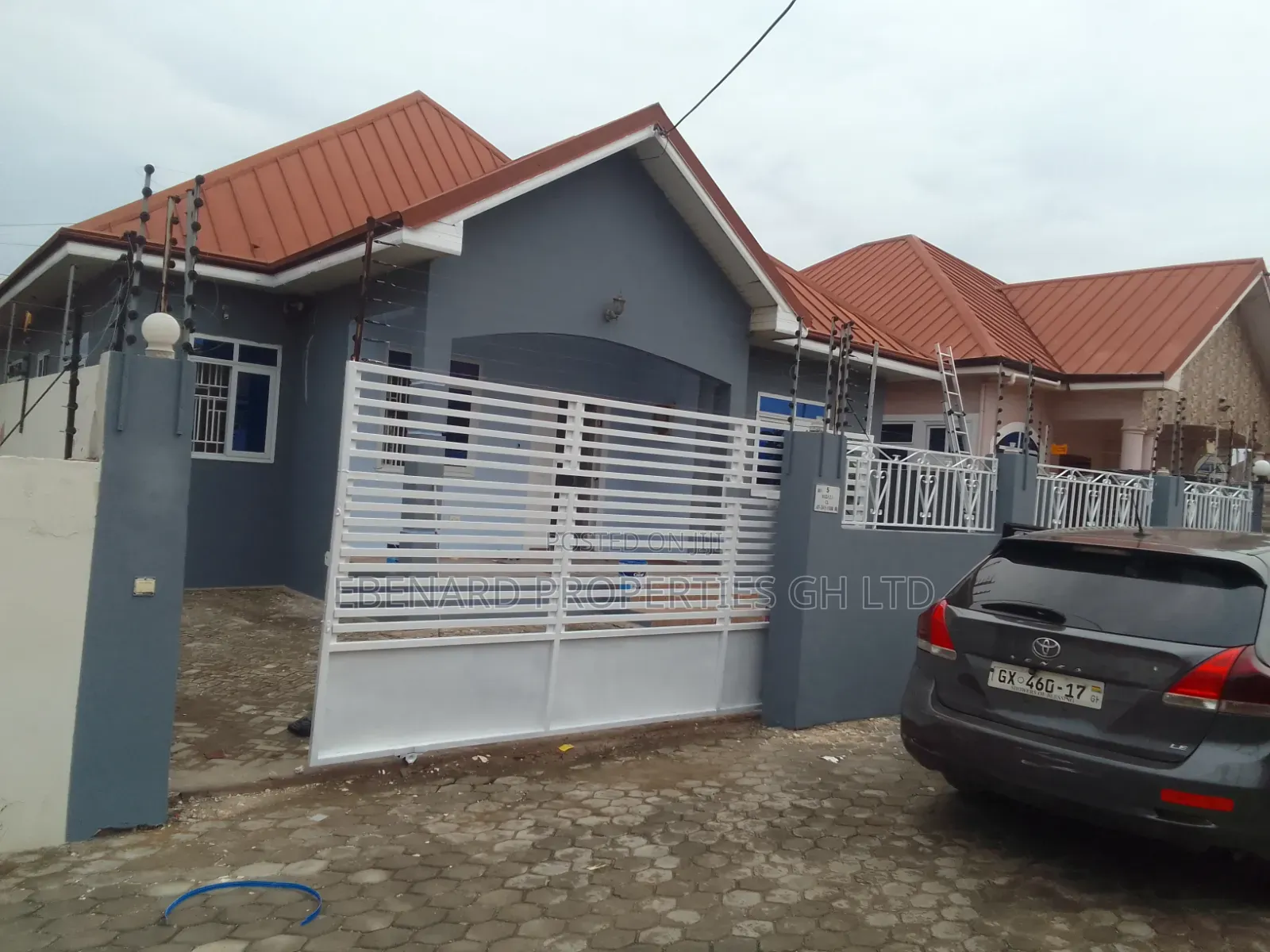 3bdrm House in Ebenard Properties, Baatsona Total for rent