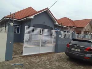 3bdrm House in Ebenard Properties, Baatsona Total for rent