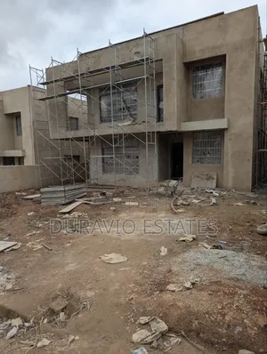 4bdrm House in Ridge Residential,, Kumasi Metropolitan for sale
