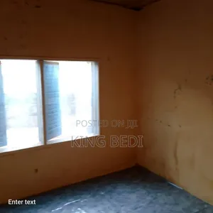 1bdrm House in Kings Properties, Madina for rent