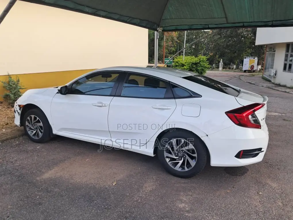 Honda Civic 2018 White