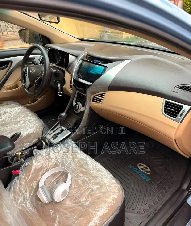 Hyundai Elantra 2013