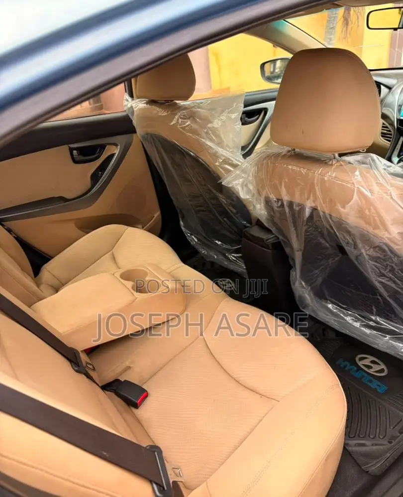 Hyundai Elantra 2013