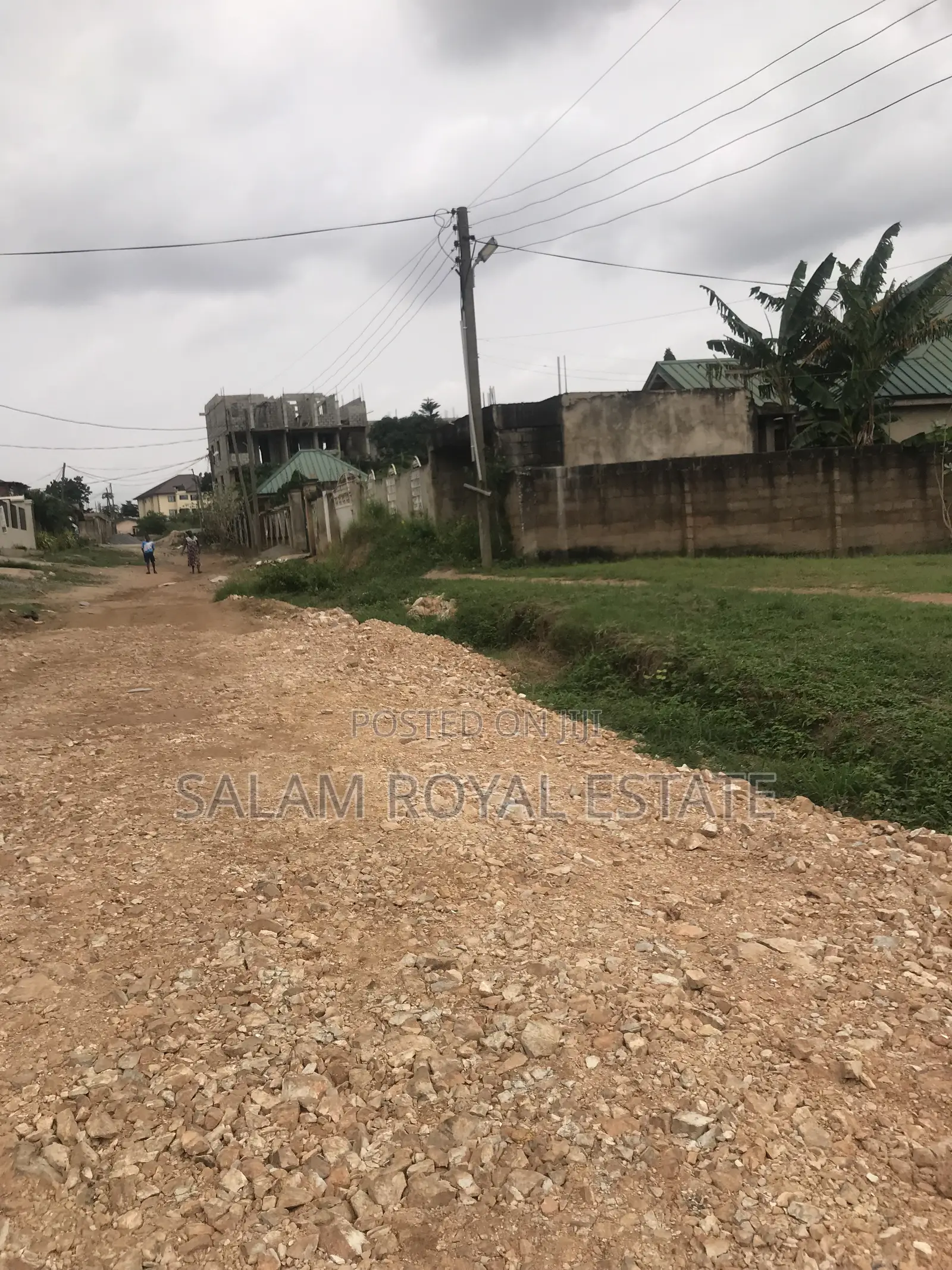 Half Plot of Land for Sell