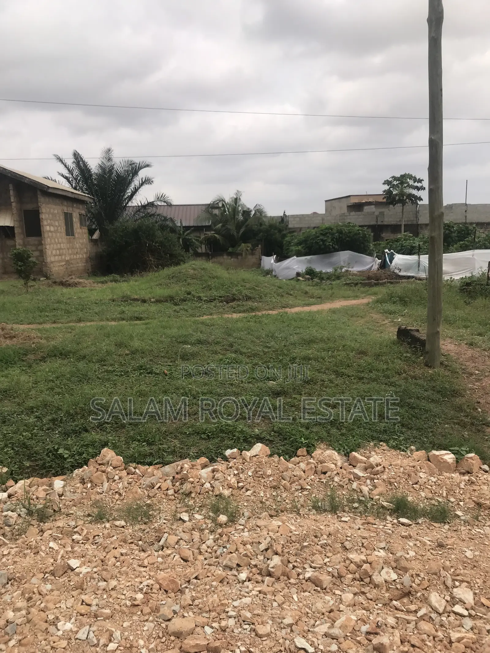 Half Plot of Land for Sell