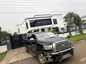Toyota Tundra Double Cab 4x4 Limited 2012 Black