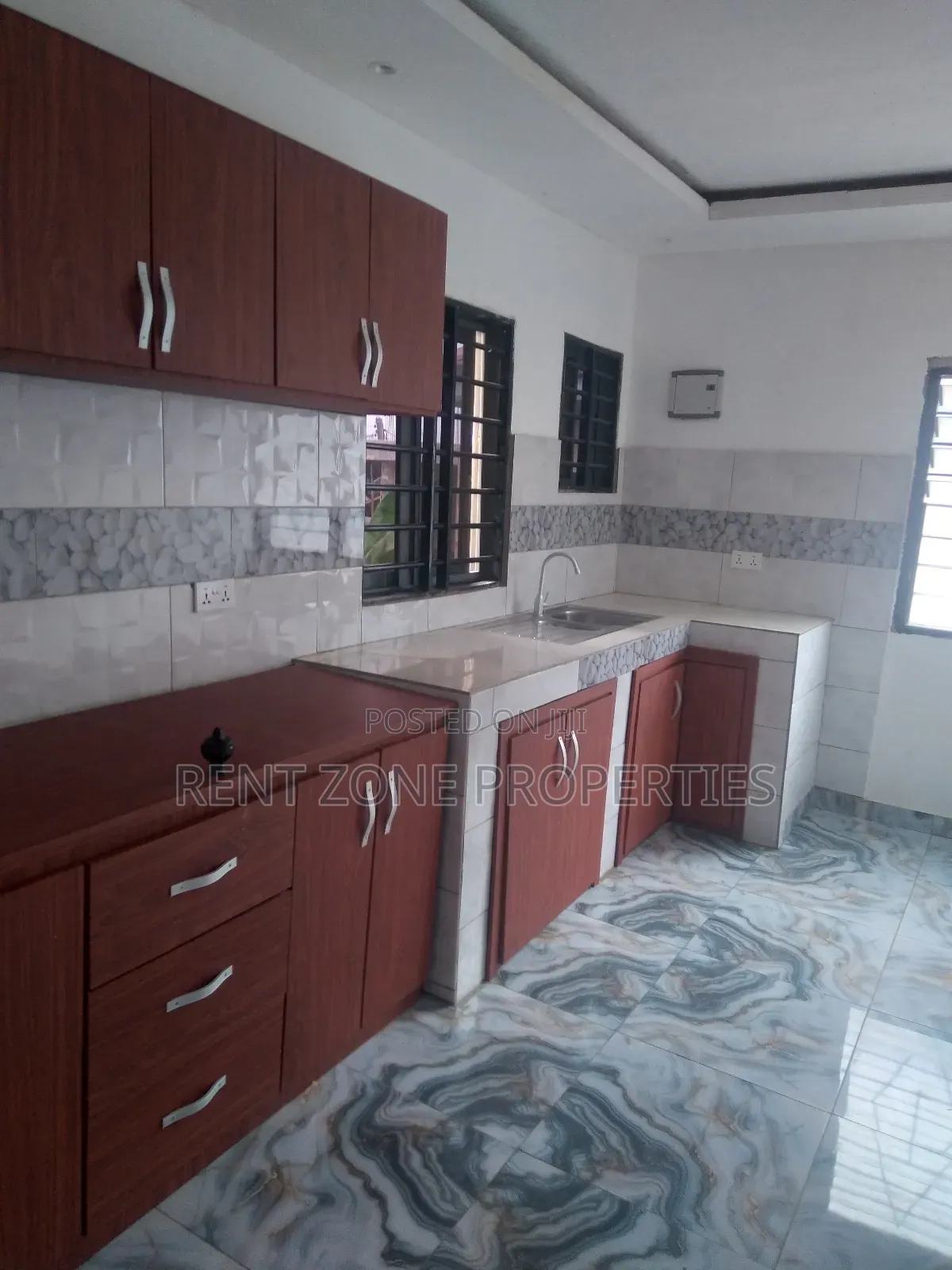 2bdrm Apartment in Ofankor for rent