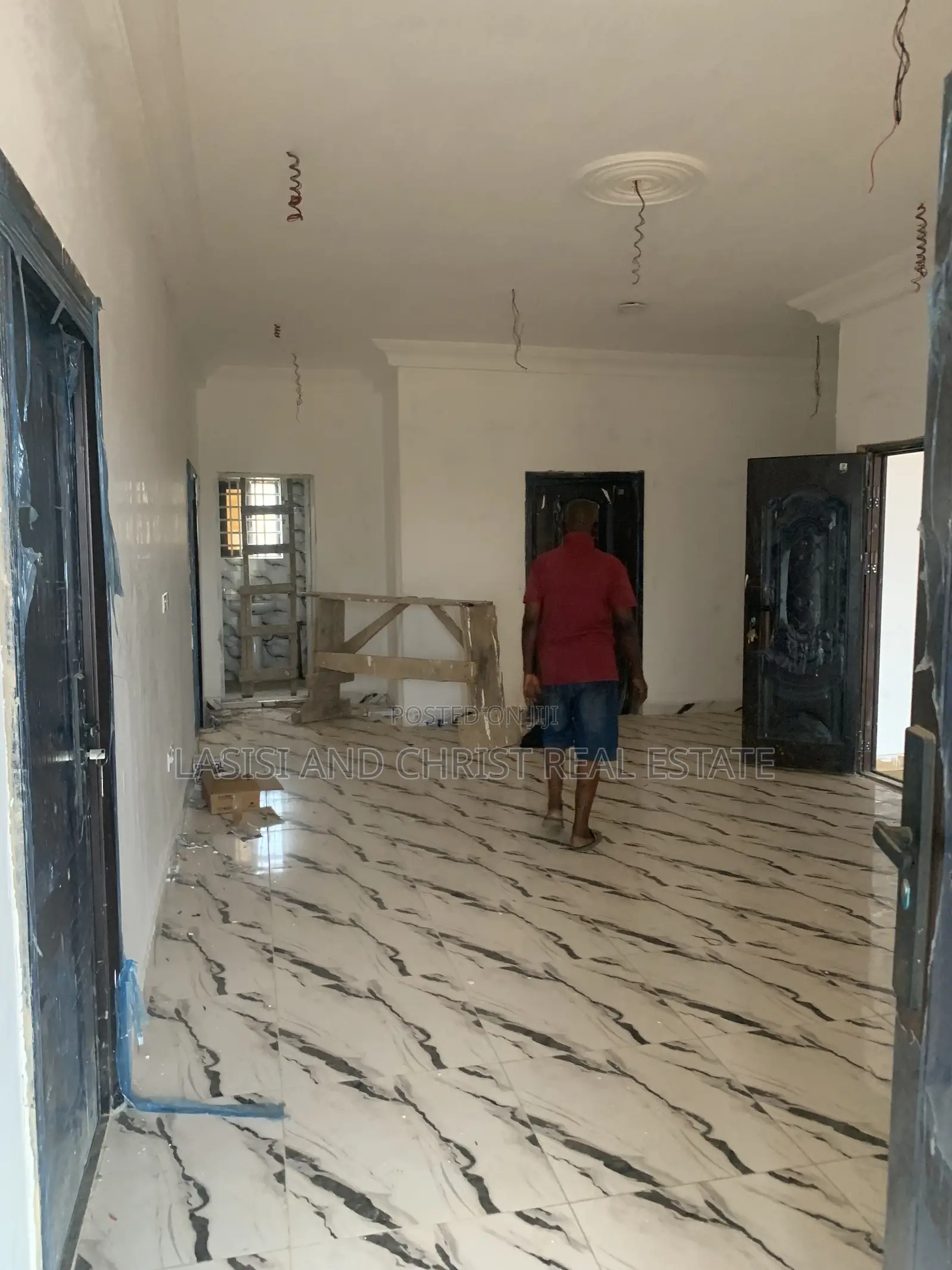2bdrm Apartment in Lasisi And Christ, Amasaman for rent