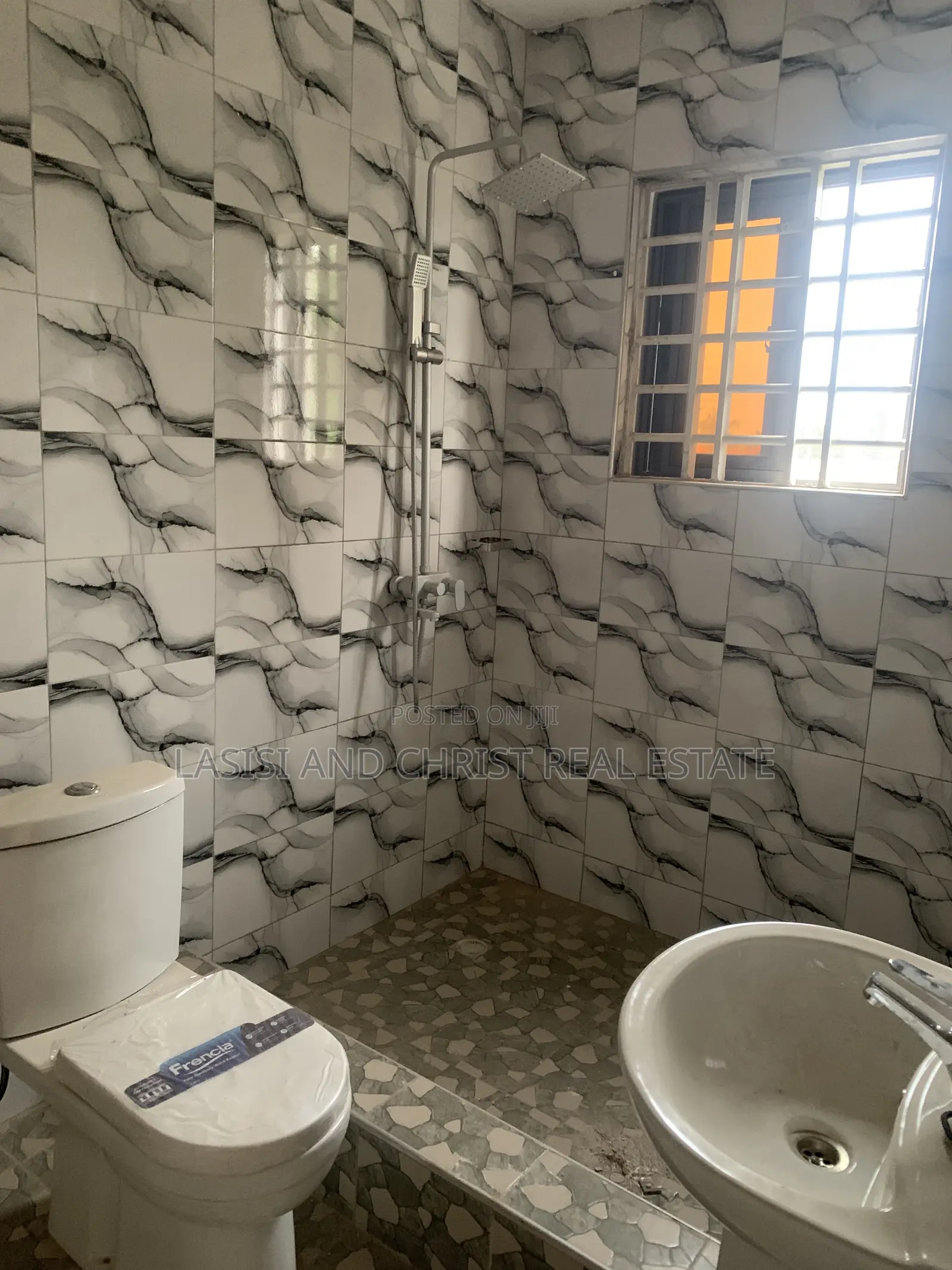 2bdrm Apartment in Lasisi And Christ, Amasaman for rent