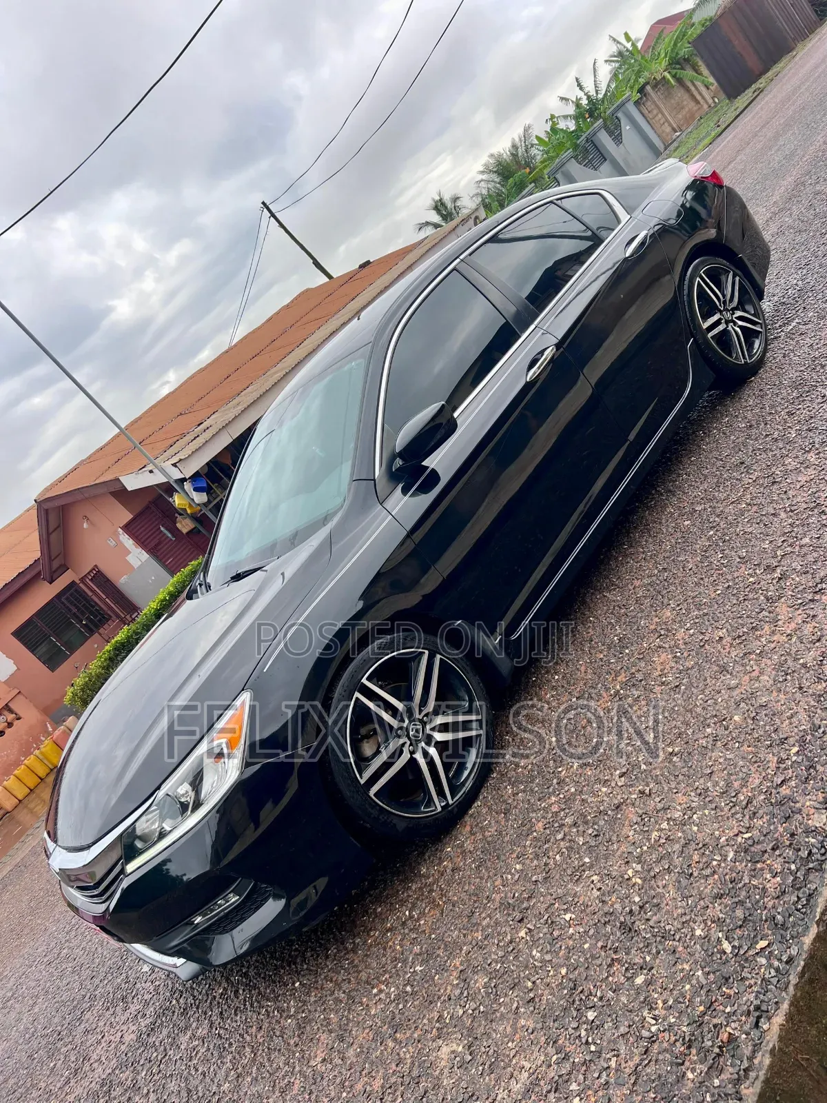 Honda Accord 2018 Black