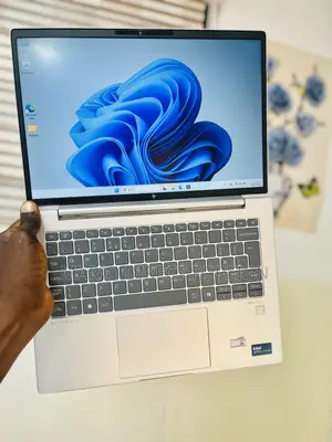 New Laptop HP EliteBook 640 G11 16GB Intel Core Ultra 5 SSD 512GB