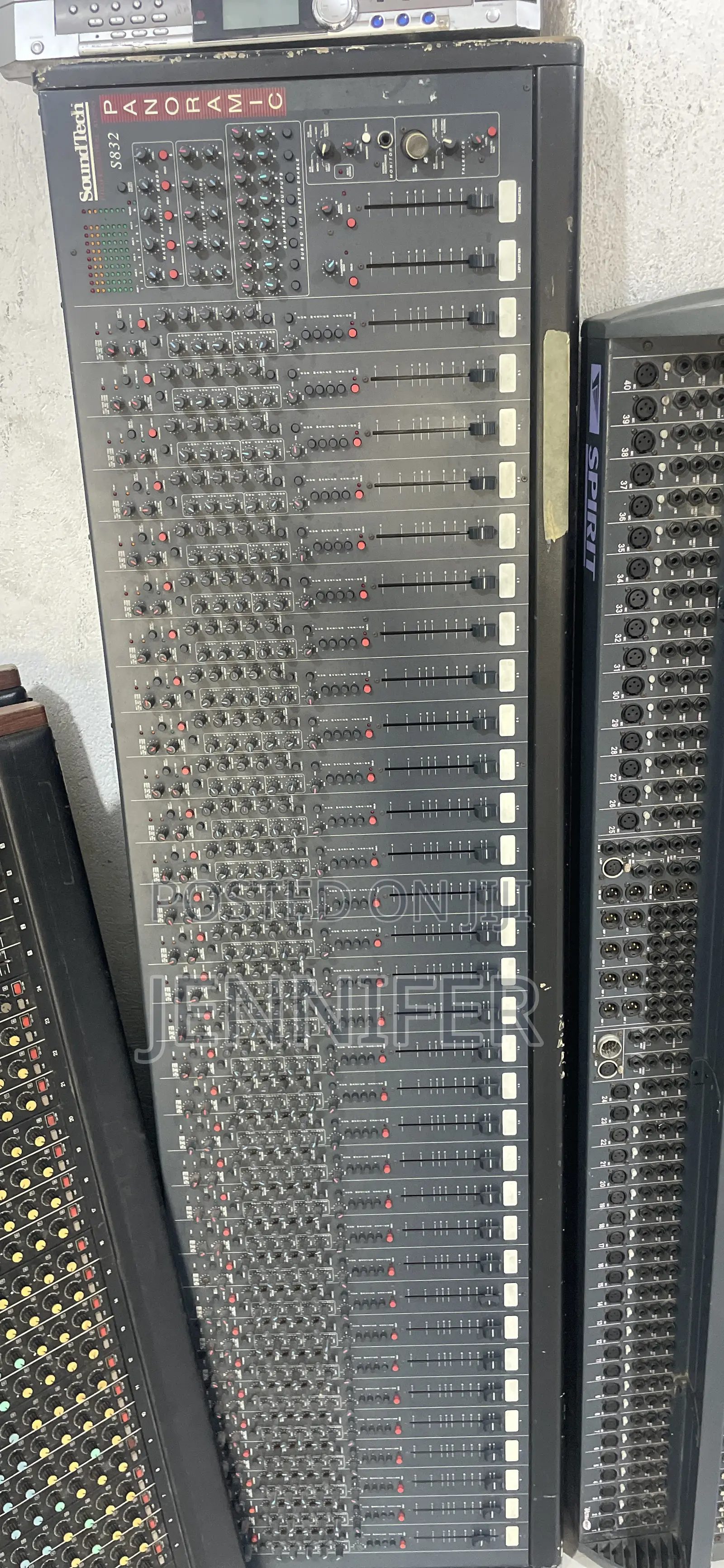 Studio Mixer