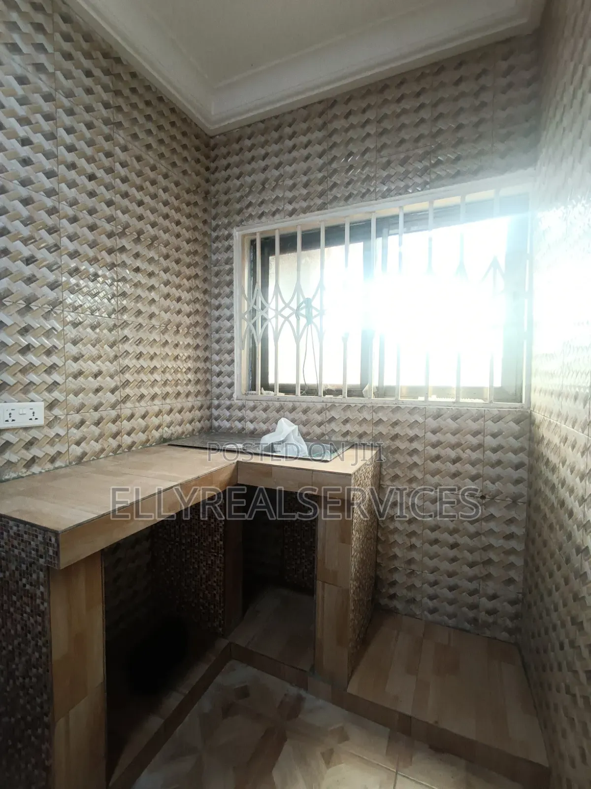 1bdrm Apartment in Ellyrealservices, Frafraha for rent