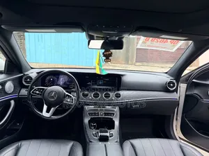 Mercedes-Benz E350 2020 White