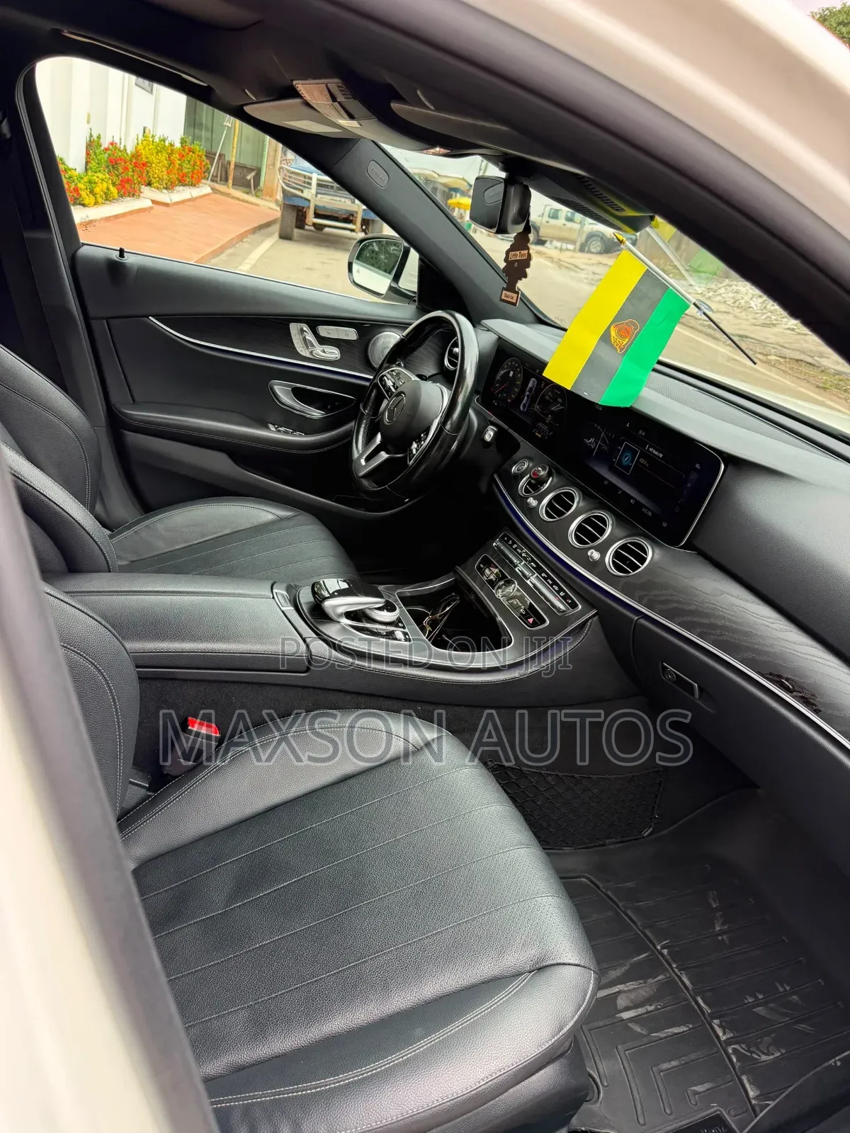 Mercedes-Benz E350 2020 White
